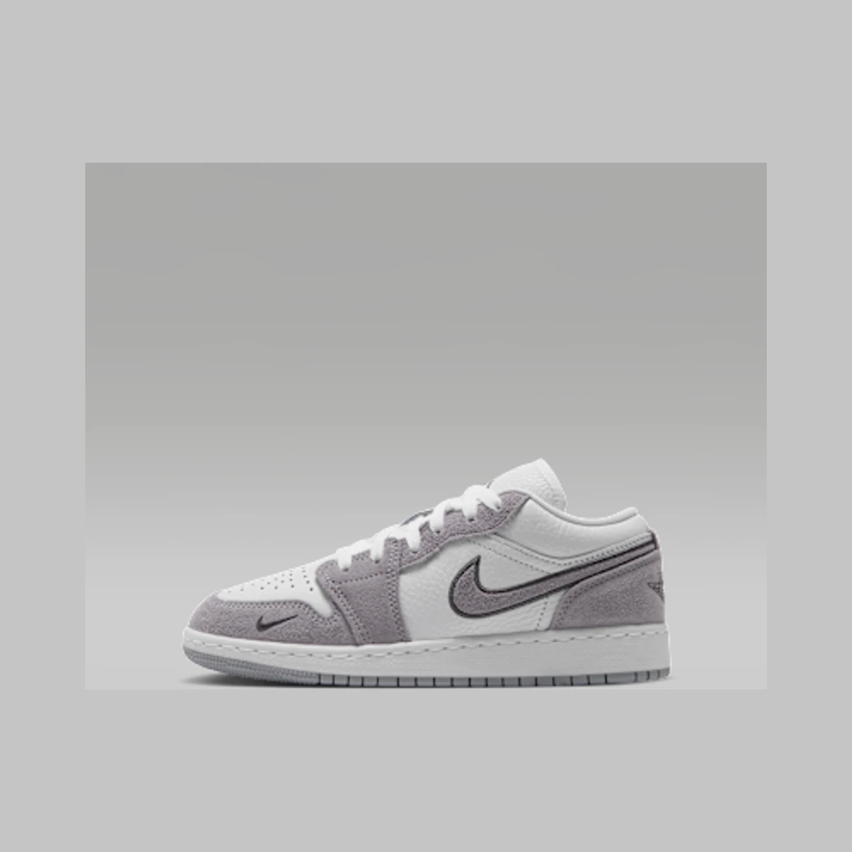 Jordan Air Jordan 1 Low SE Older Kids' Shoes in Grey / White