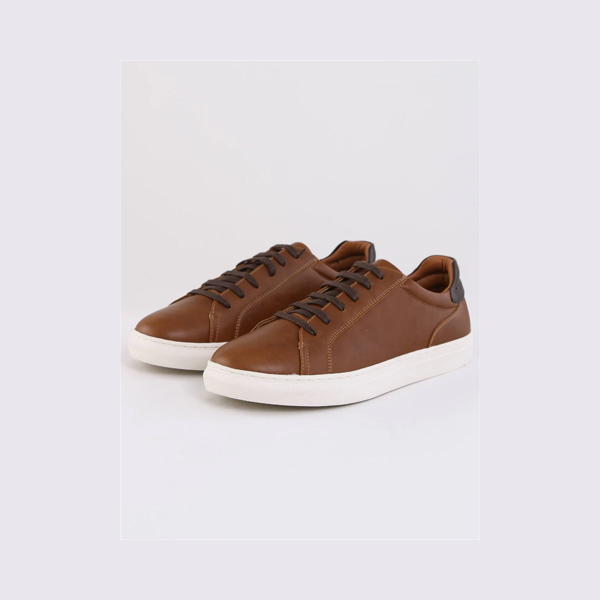 Brent Taihape Trainers in Brown