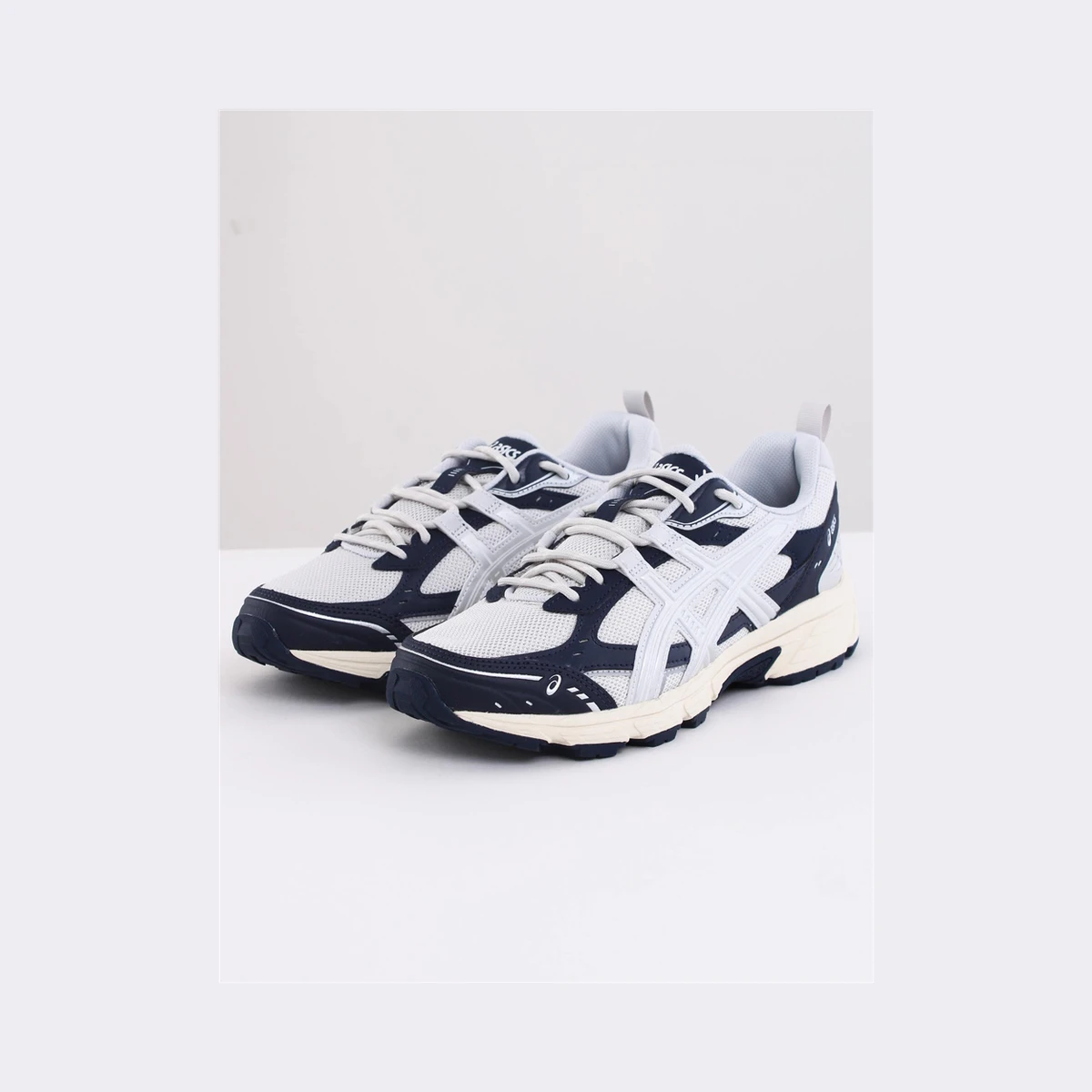 ASICS Gel-Nunobiki Trainers in Navy