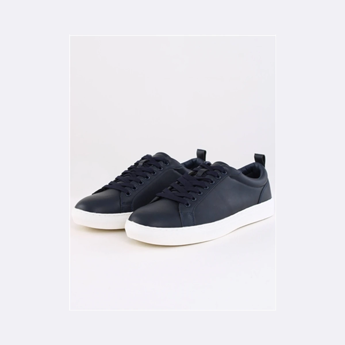 Thomas Blunt Trainers in Blue