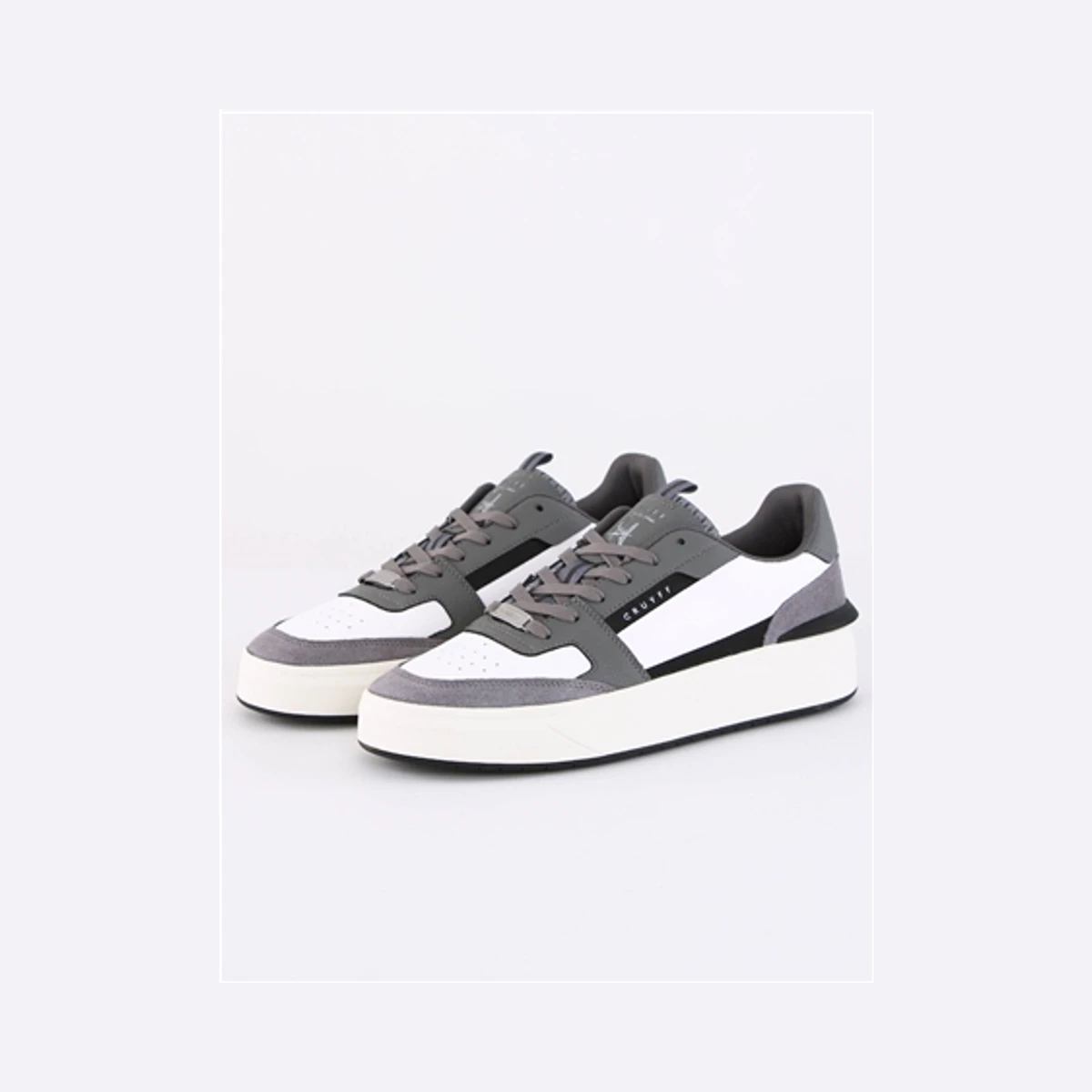 Cruyff Endorsed Tennis Trainers in White