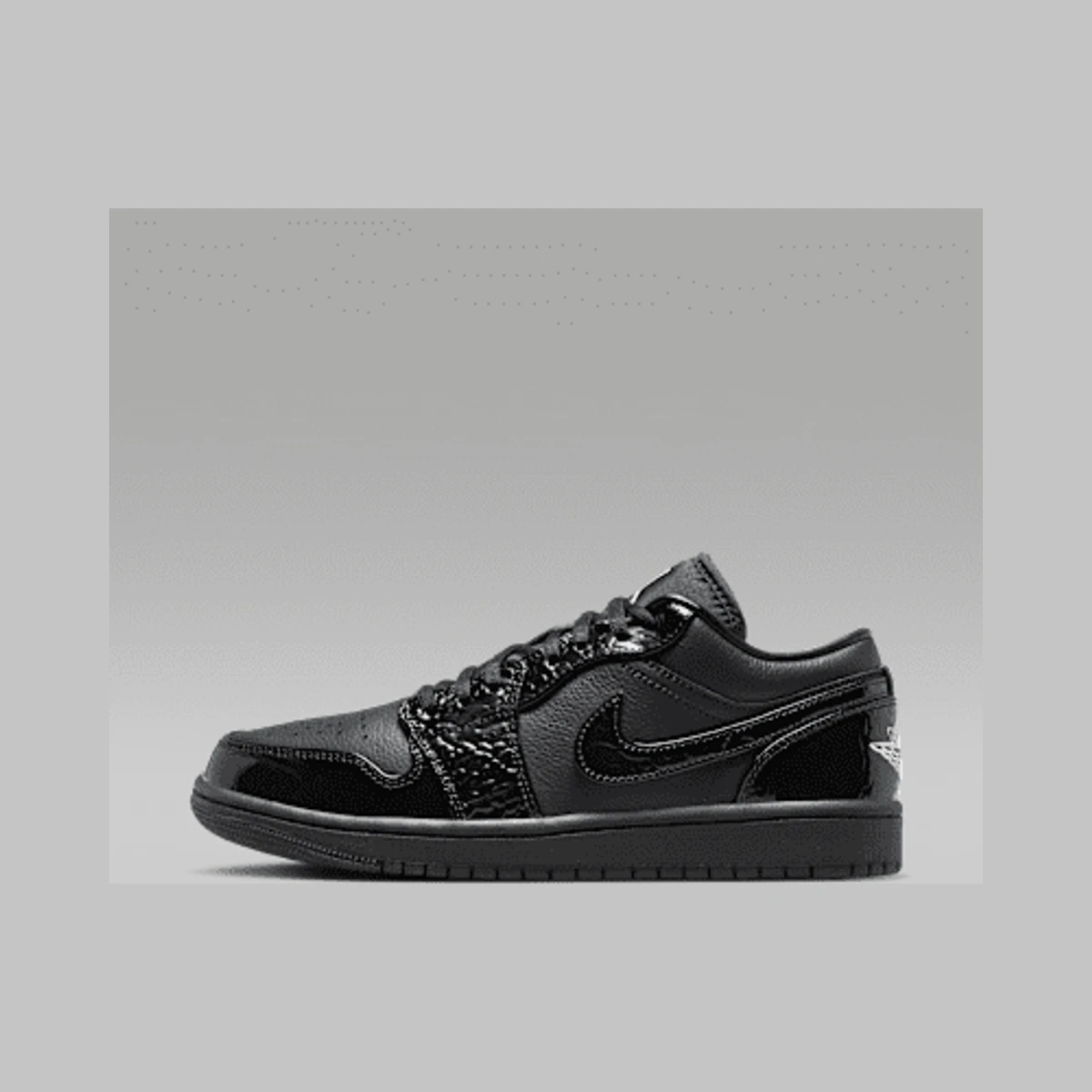Jordan Air Jordan 1 Low SE Women's Shoes in Black / Metallic / Silver / White