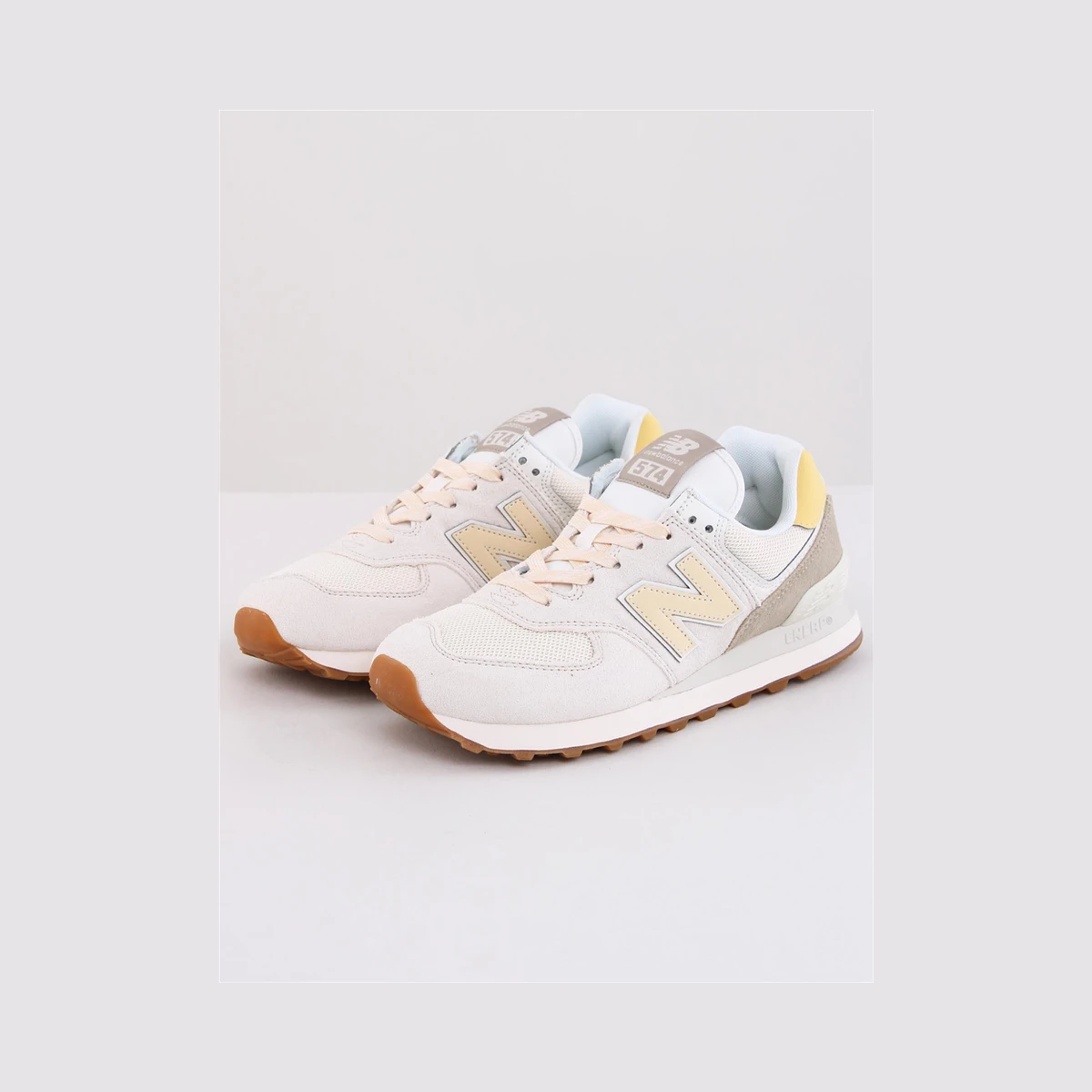 New Balance 574 Shoes in White