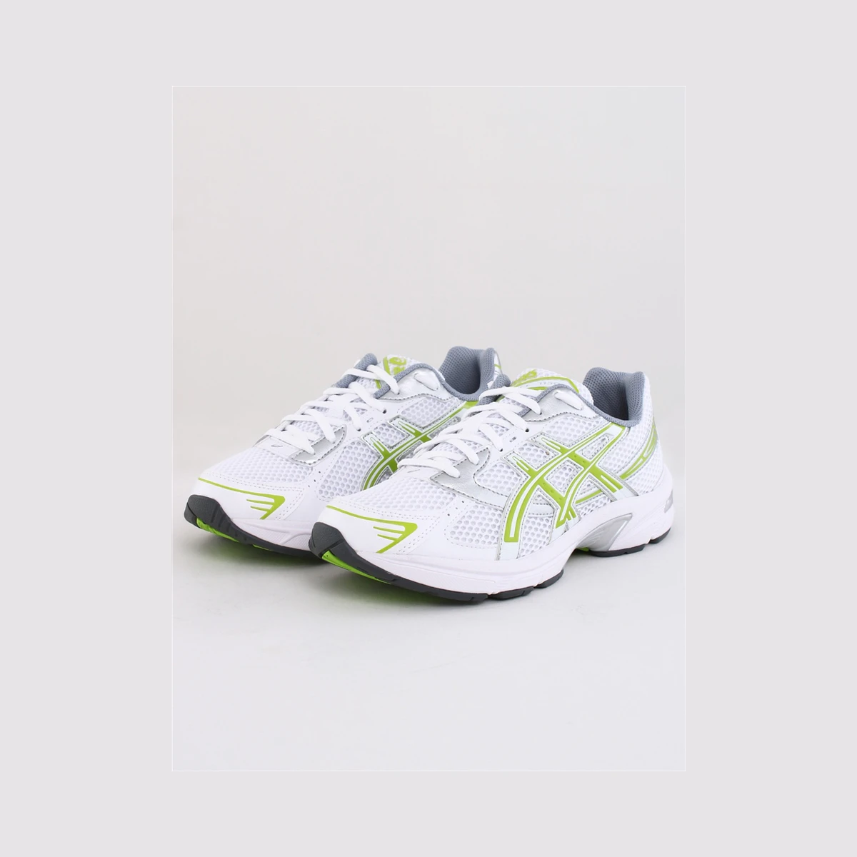 ASICS Gel-1130 Trainers in Green