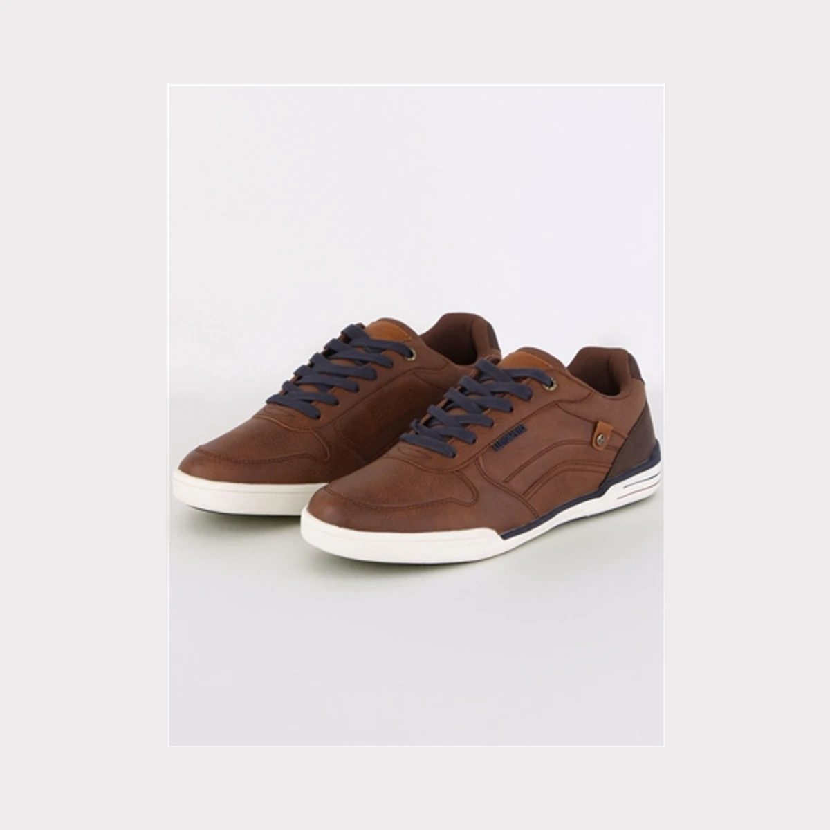 Lloyd & Pryce Padovani Lace Up Trainer in Brown