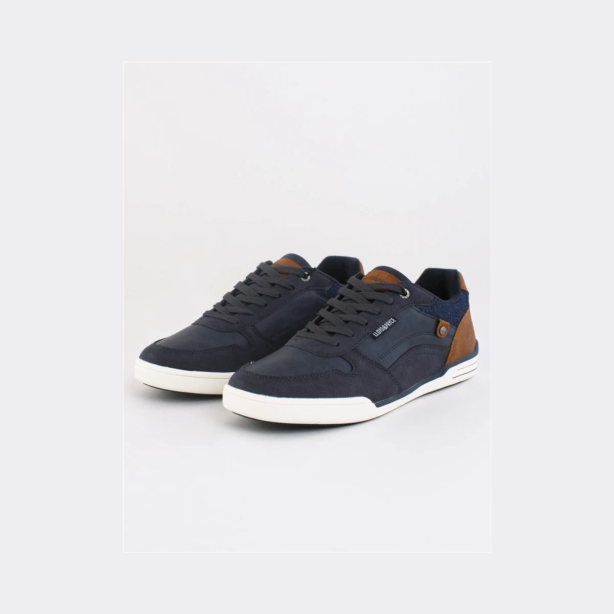 Lloyd & Pryce Lapez Lace Up Trainer in Navy