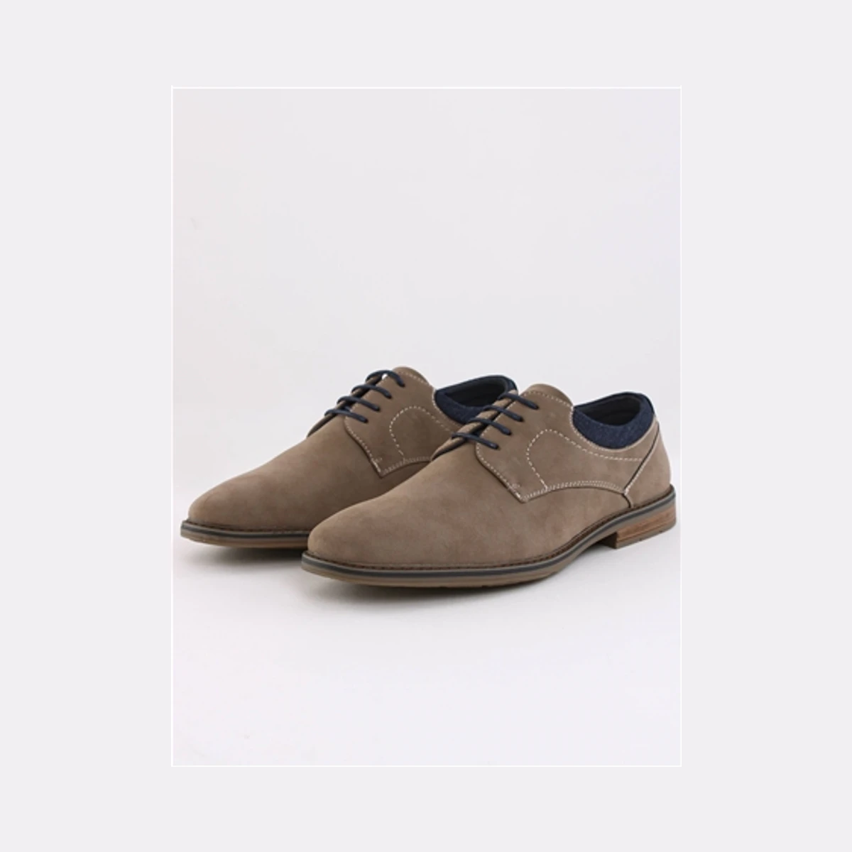 Brent Clarkville Shoe in Brown
