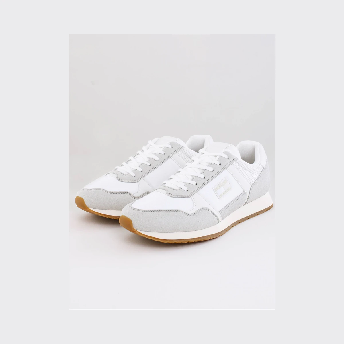 Tommy Jeans Runner Trainers in Beige