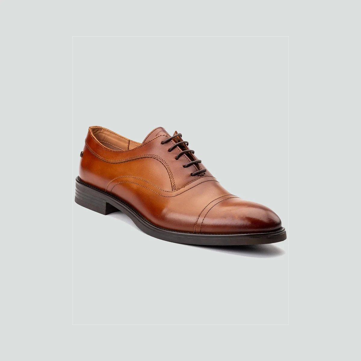 Base London Lapel Waxy Oxford Shoes in Brown
