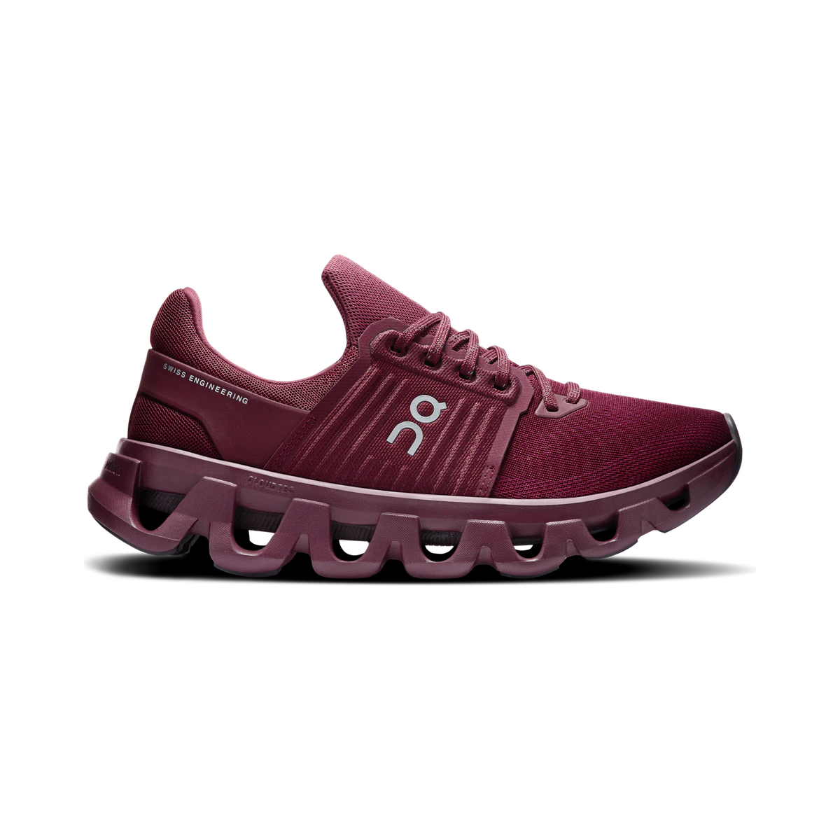 On The Cloudswift 4 AD: women in Burgundy
