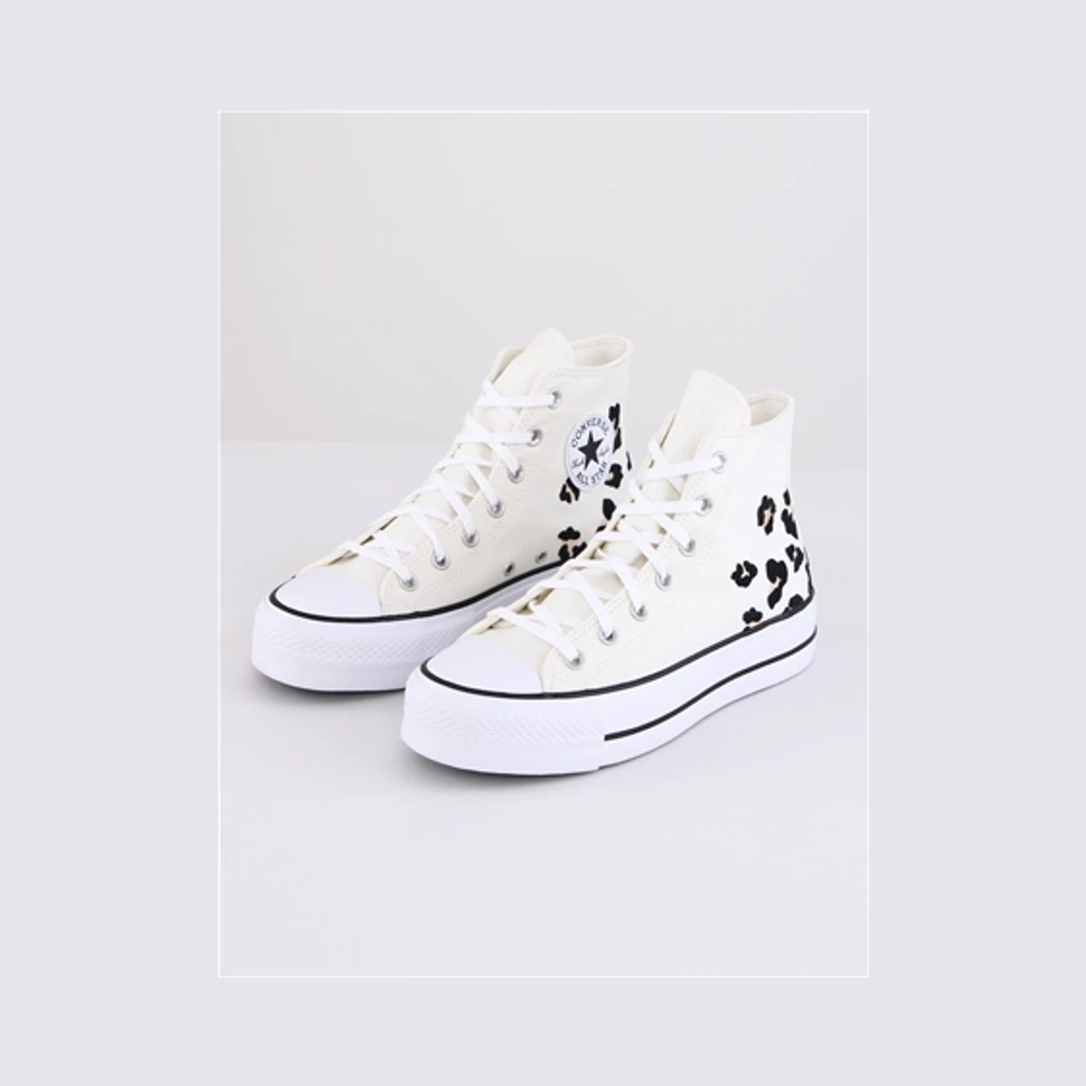 Converse Chuck Taylor All Star Lift Print in Beige
