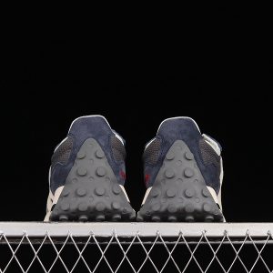 New Balance 230