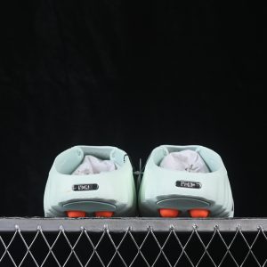 Nike Neuroscience Foot Massage Slippers