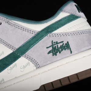 Nike SB Dunk Low