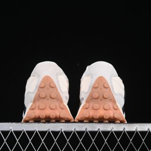 New Balance 230