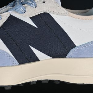 New Balance 230