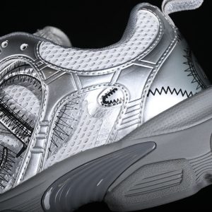 Dior B33