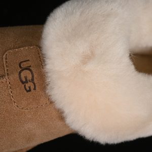 Ugg Classic Short Ii Maroom