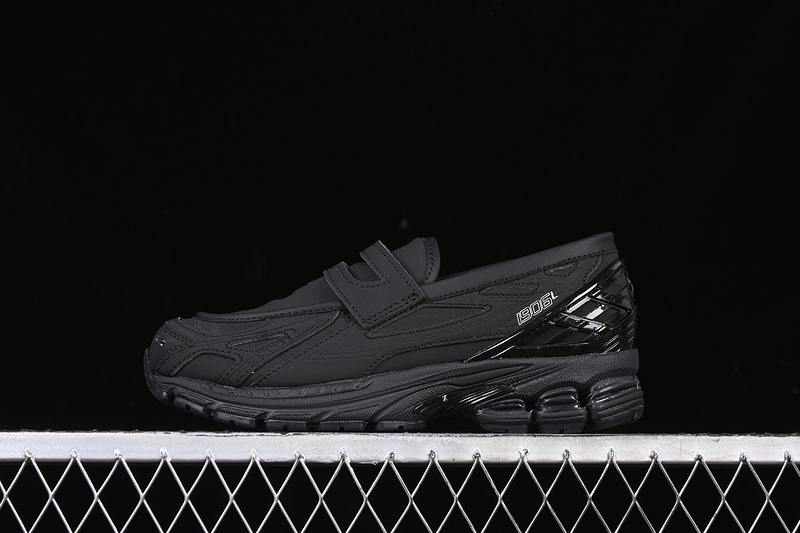New Balance 1906