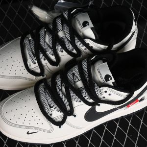 Nike SB Dunk Low
