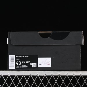 Nike SB Dunk Low Supreme