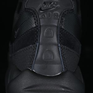 Nike Air Max 95 Essential