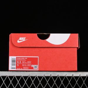 Nike SB Dunk Low