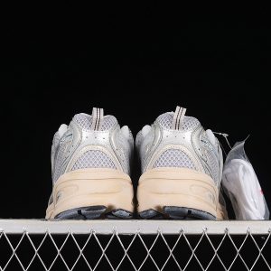 New Balance 530