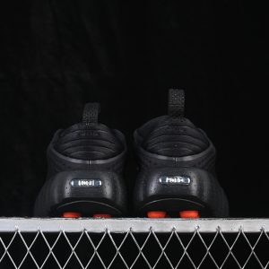 Nike Mind 002