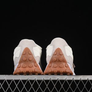 New Balance 230