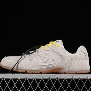 New Balance 530