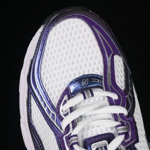New Balance 740