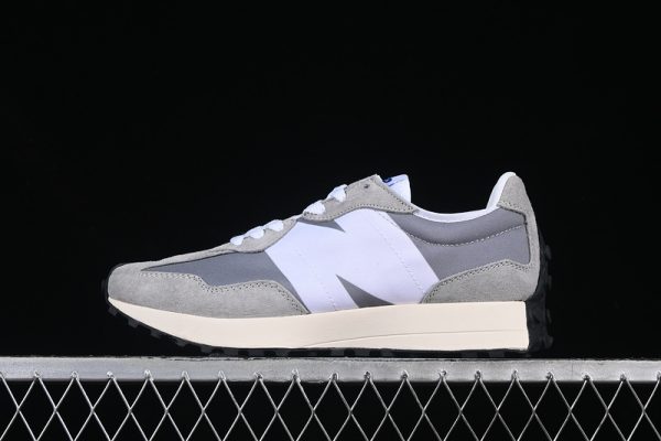 New Balance 230