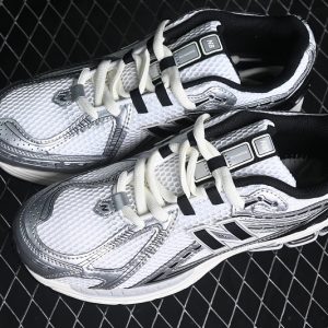 New Balance 1906