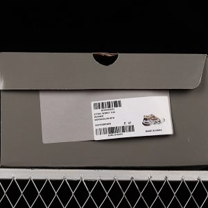 Balenciaga .0 Runner Kith Four.color