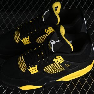 Nike Jordan 4