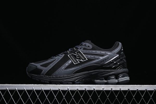 New Balance 1906
