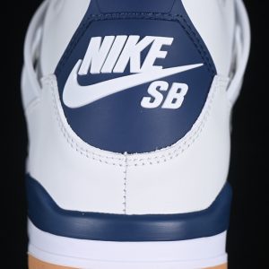 Nike Jordan 4