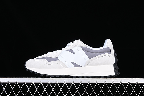 New Balance 230