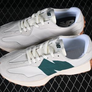 New Balance 230