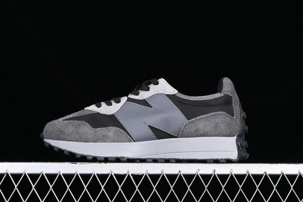 New Balance 230