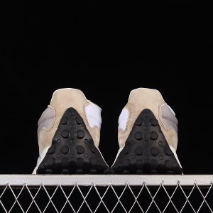 New Balance 230
