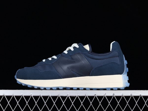 New Balance 230