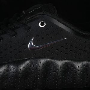 Nike Mind 002