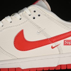 Nike SB Dunk Low Supreme