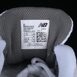 New Balance 530