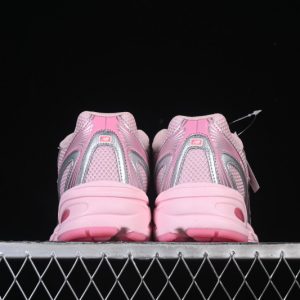New Balance 740
