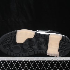 Off-White Out Of Office Low Top Fashionable Sneakers