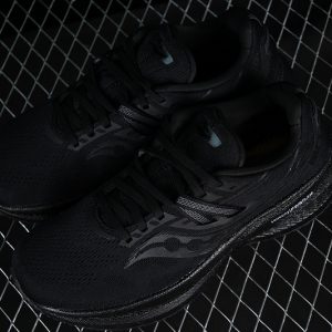 Saucony