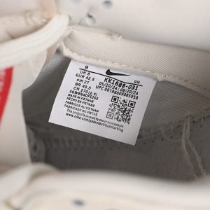 Nike SB Dunk Low Supreme